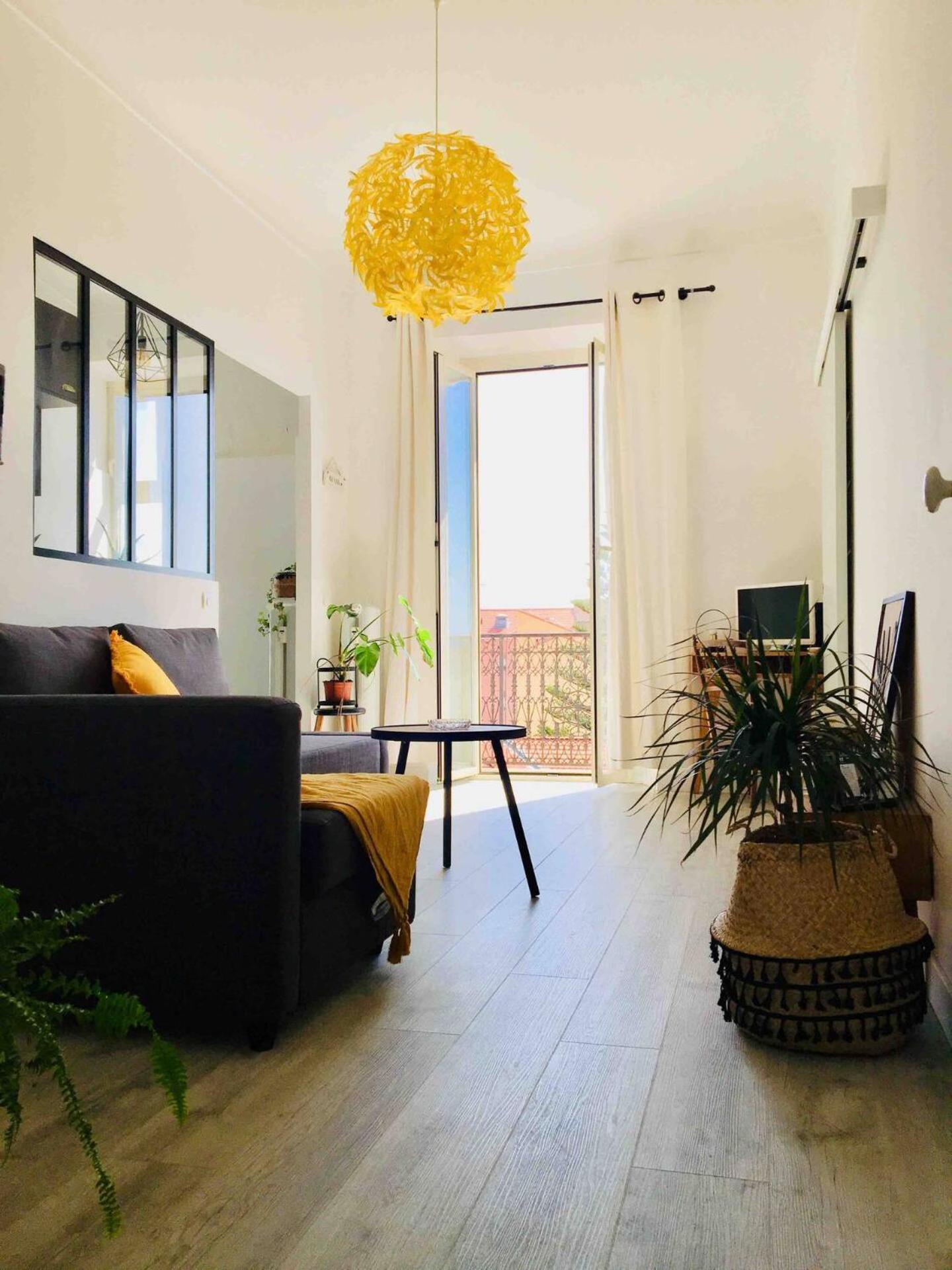 Charming Studio In The Heart Of Mentone Esterno foto