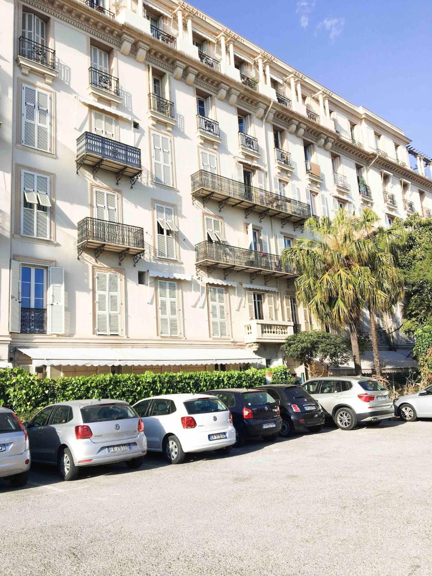 Charming Studio In The Heart Of Mentone Esterno foto